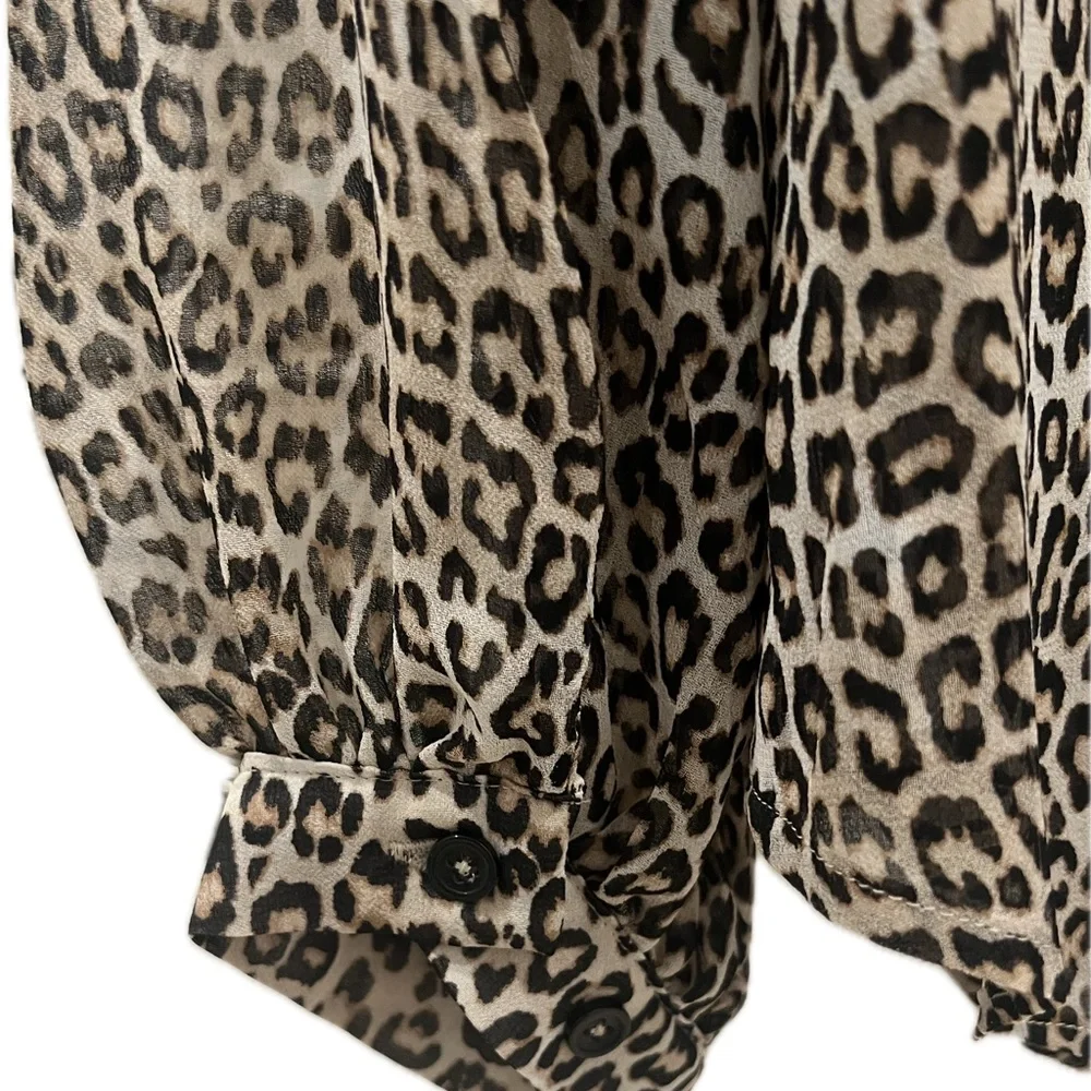 Chico’s Leopard Print Bow Tie Blouse Large - Picture 10 of 13